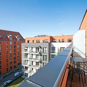 Apartament Marine With Balcony And Parking By Tyzenhauz, Gdańsk